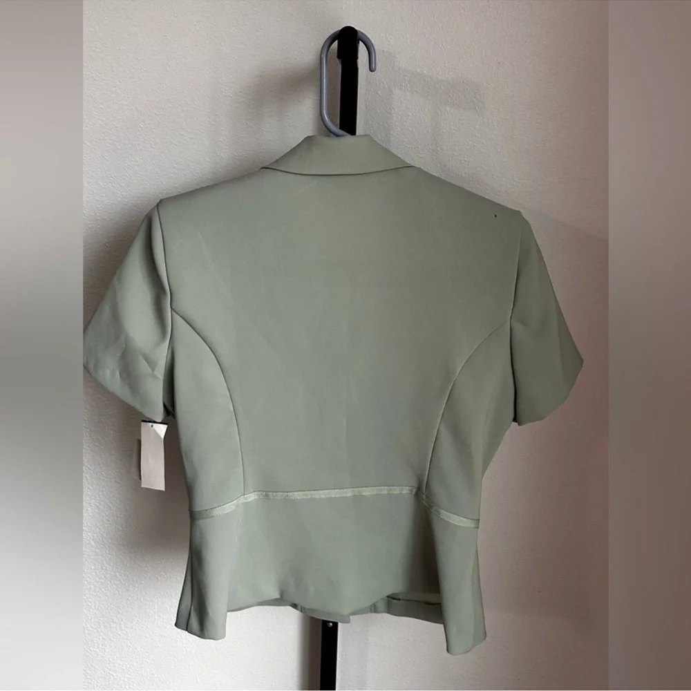 Sage Green Women's Blazer by Cachet NWT - Picture 5 of 7